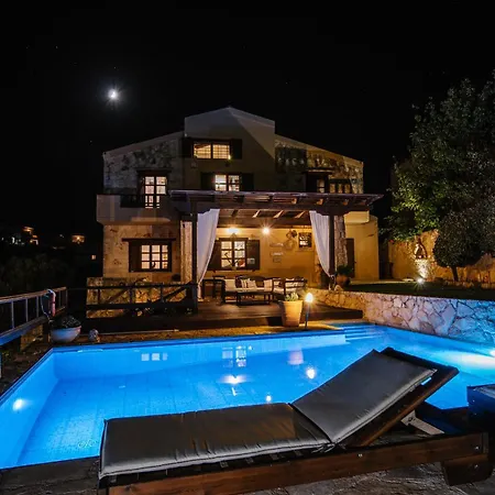 Your-villa, In Crete Ханья