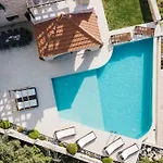 Your-villa, In Crete Χανιά