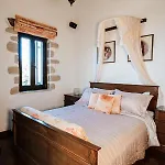Your-villa, In Crete Βίλα