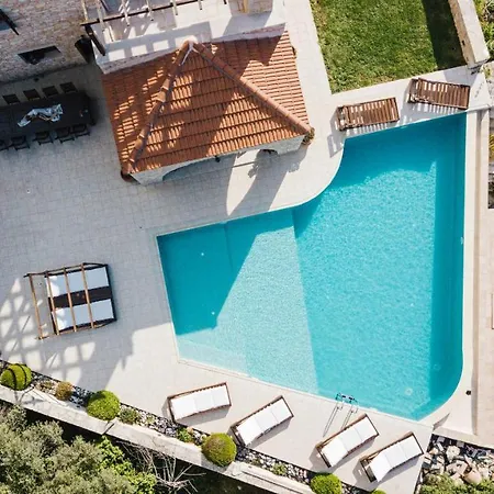 Your-villa, In Crete ハニア