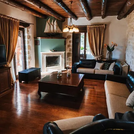 Villa Your-villa, In Crete Chania (Crete)