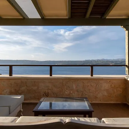 Villa Your-villa, In Crete