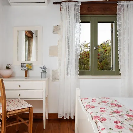 Your-villa, In Crete Villa