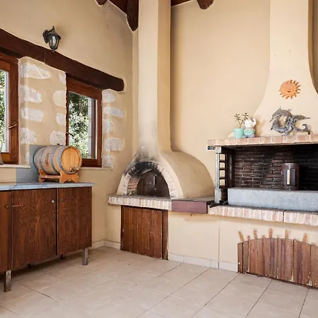 Your-villa, In Crete * Chania (Crete)