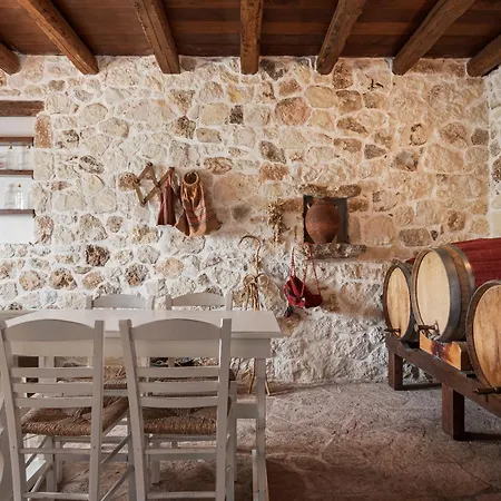 Villa Your-villa, In Crete Chania (Crete)